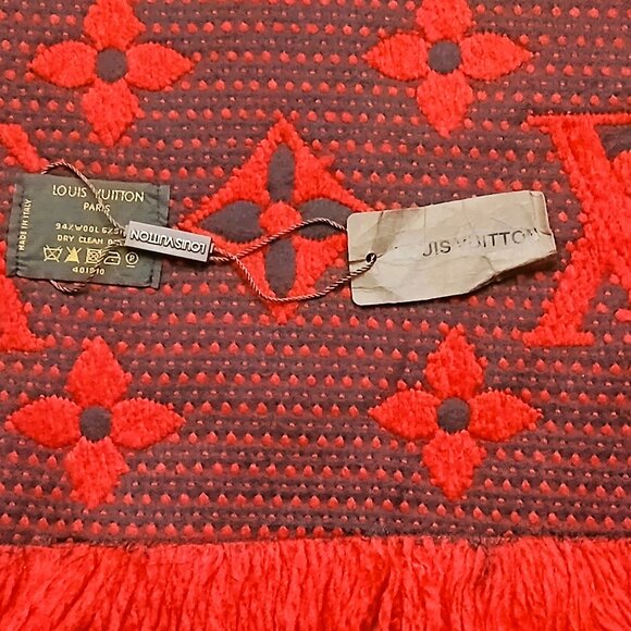 LOUIS VUITTON LV Classic Luxury Vintage Red Black Wool & Silk Monogram Scarf - Picture 13 of 15